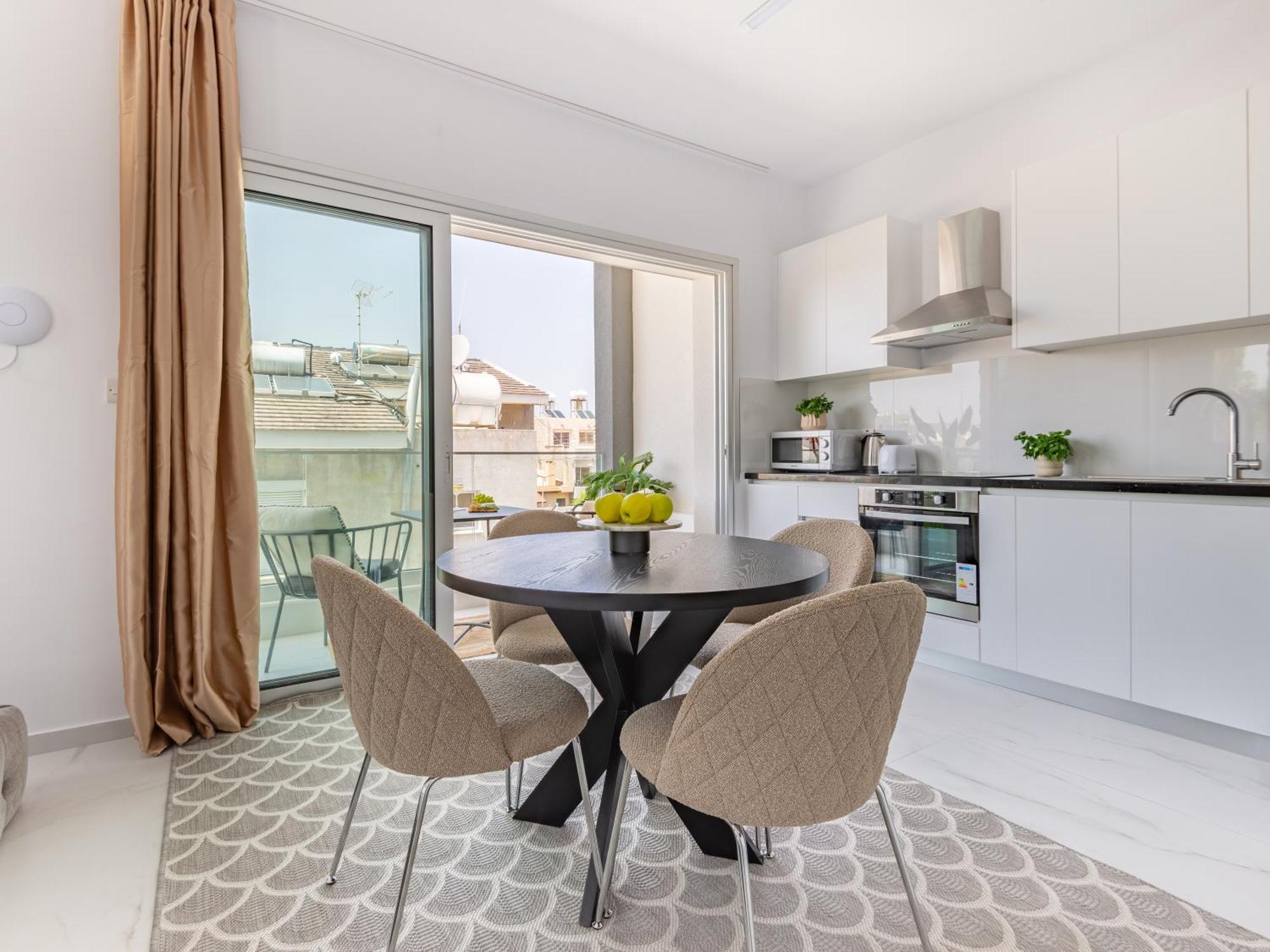 Apartment Sanders Cruise Limassol